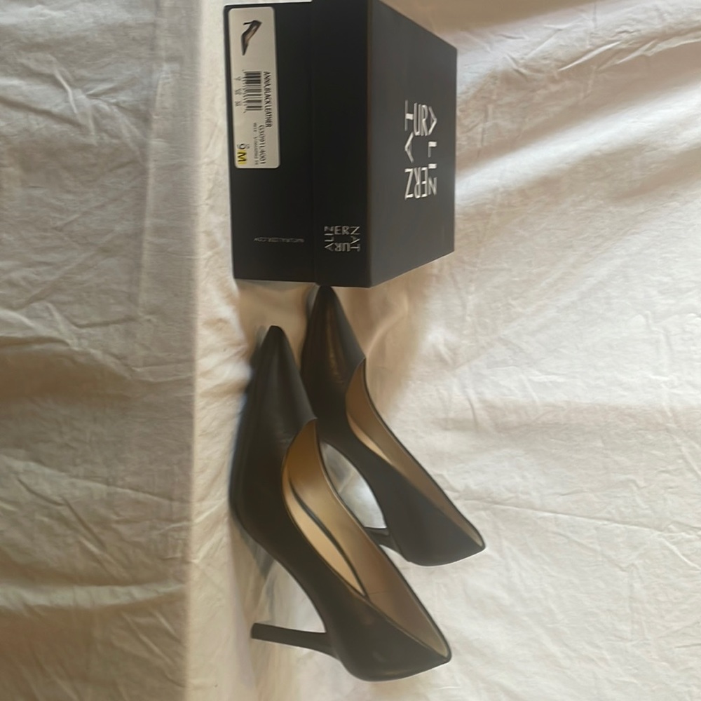 Naturalizer “Anna” Black heel